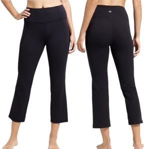 Athleta Salutation Kick Flare Cropped Yoga Pants Leggings Black Size XL